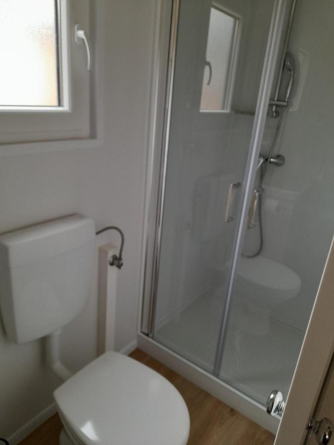 Mobile Home Ami & Alen Biograd Na Moru Exterior foto